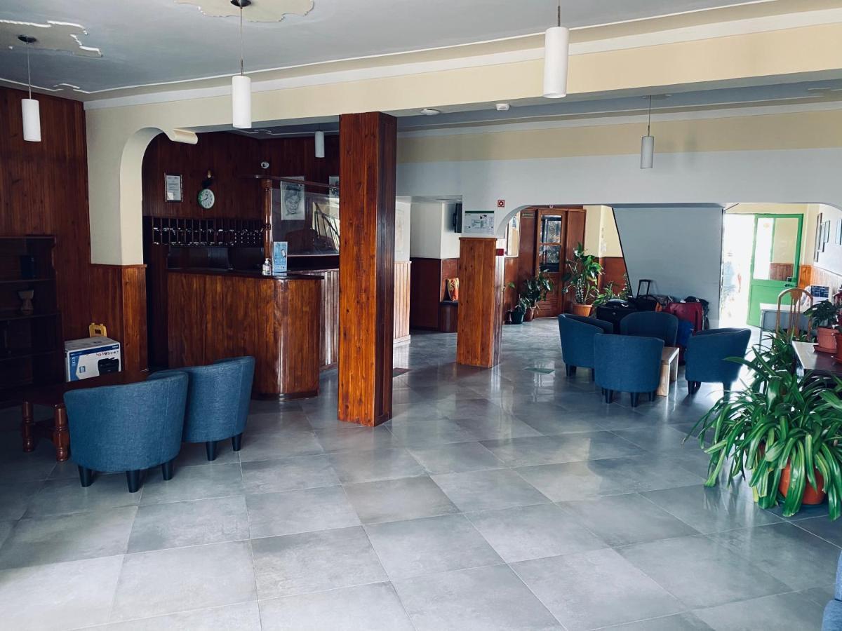 Aparthotel Nhaterra Santa Maria Extérieur photo