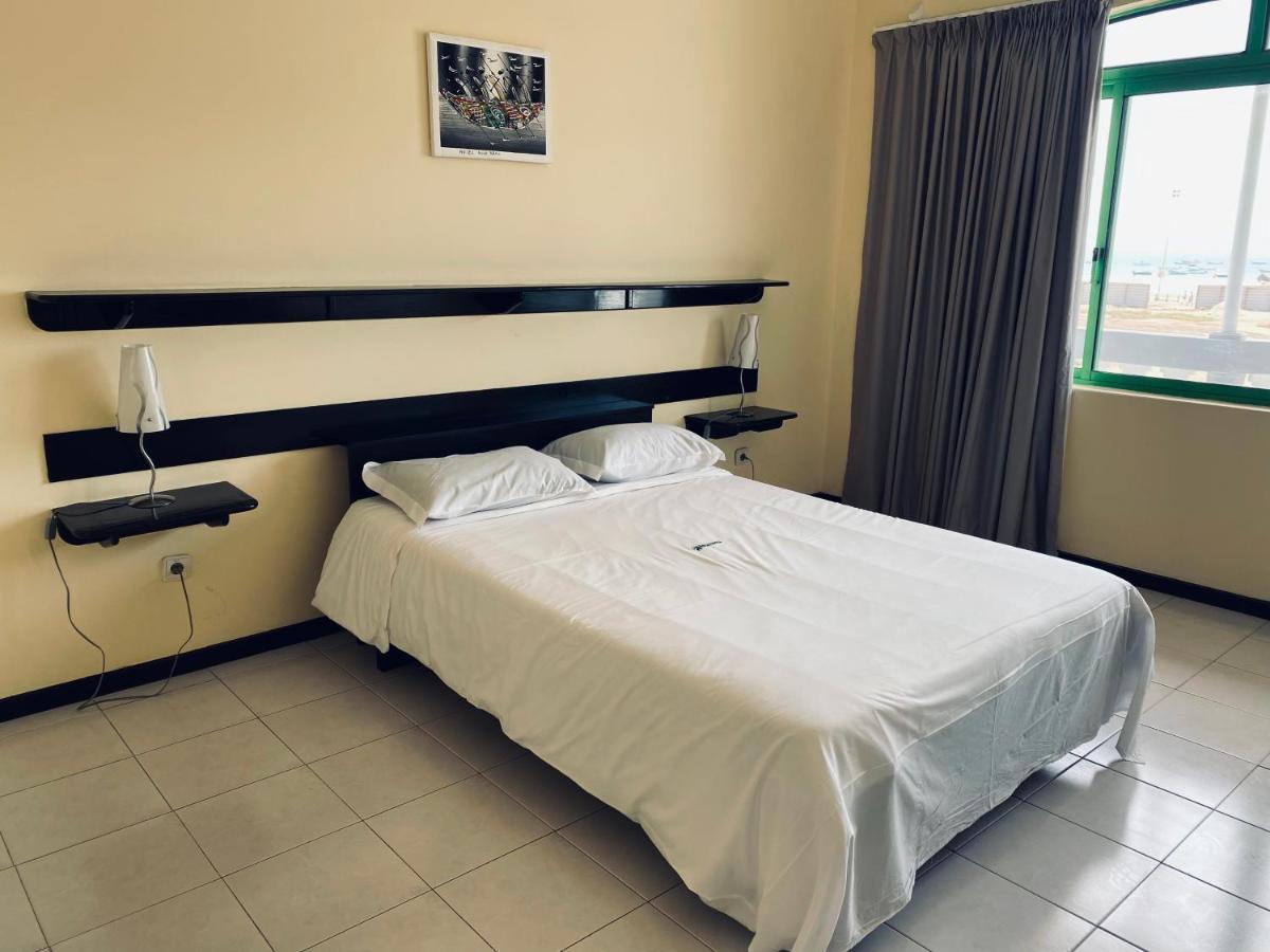 Aparthotel Nhaterra Santa Maria Extérieur photo