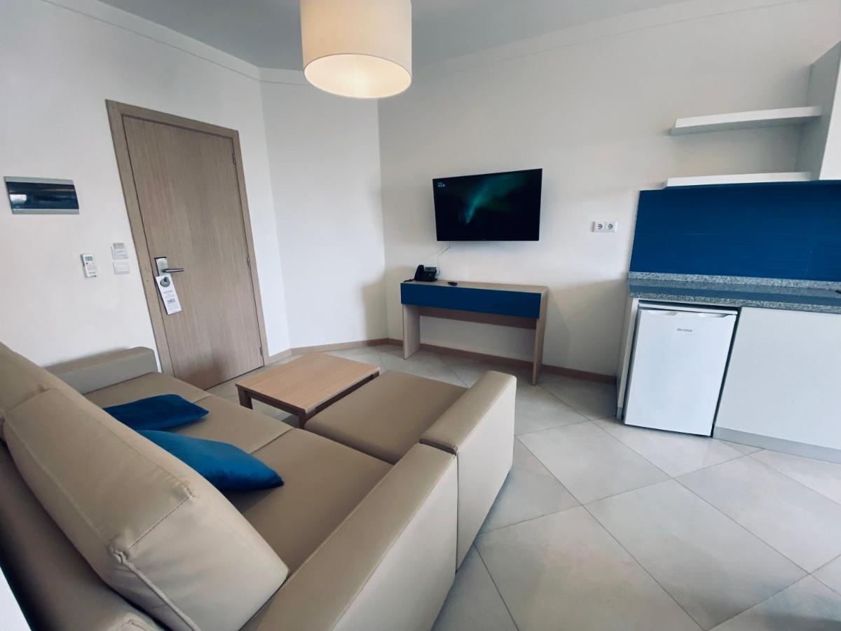 Aparthotel Nhaterra Santa Maria Extérieur photo